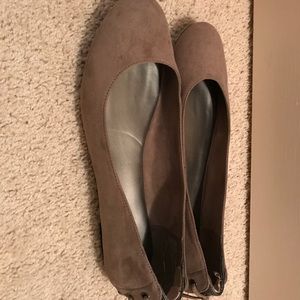 Ana taupe flats